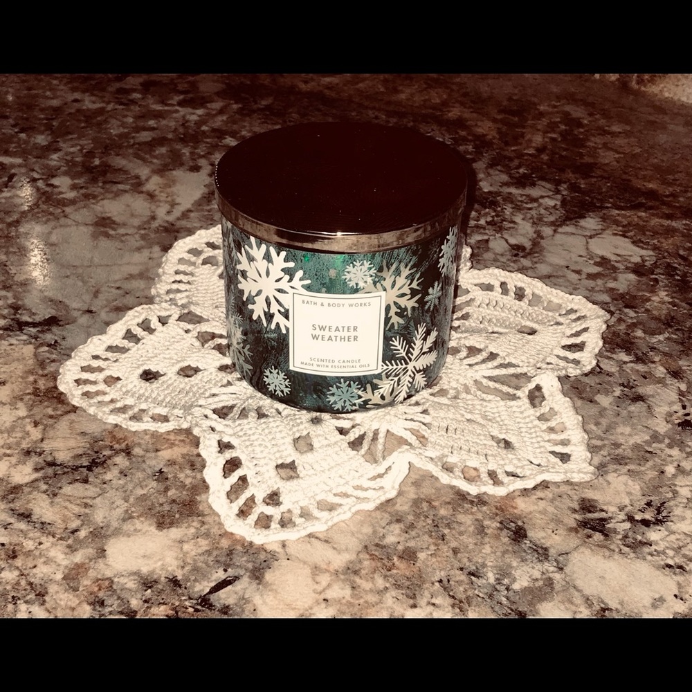 6 star handcrafted doily